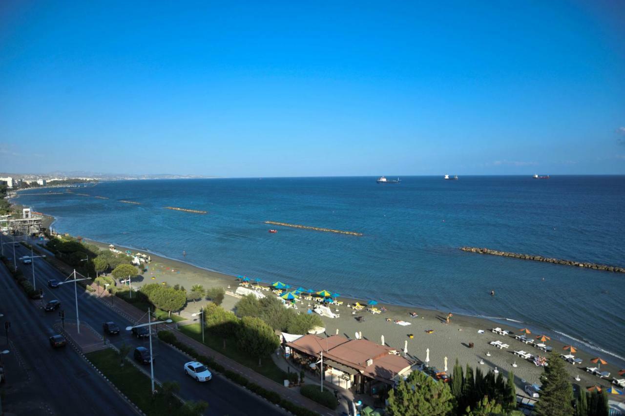 Pier Beach Hotel Apartments Limassol Exterior foto